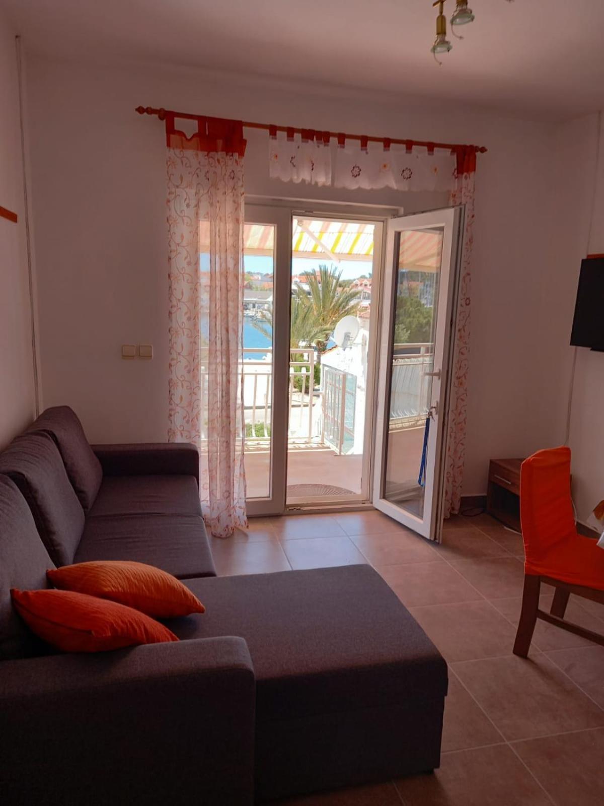 Apartman Rebeka Йезера Екстериор снимка