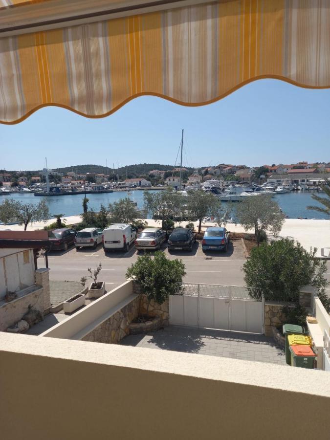 Apartman Rebeka Йезера Екстериор снимка